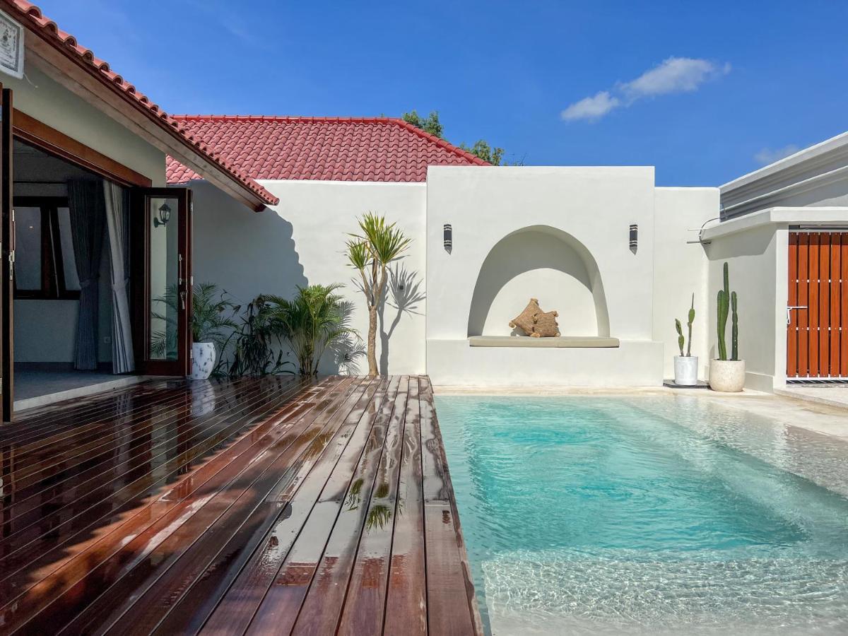 Moana Villa & Suites Bingin Улувату Екстер'єр фото
