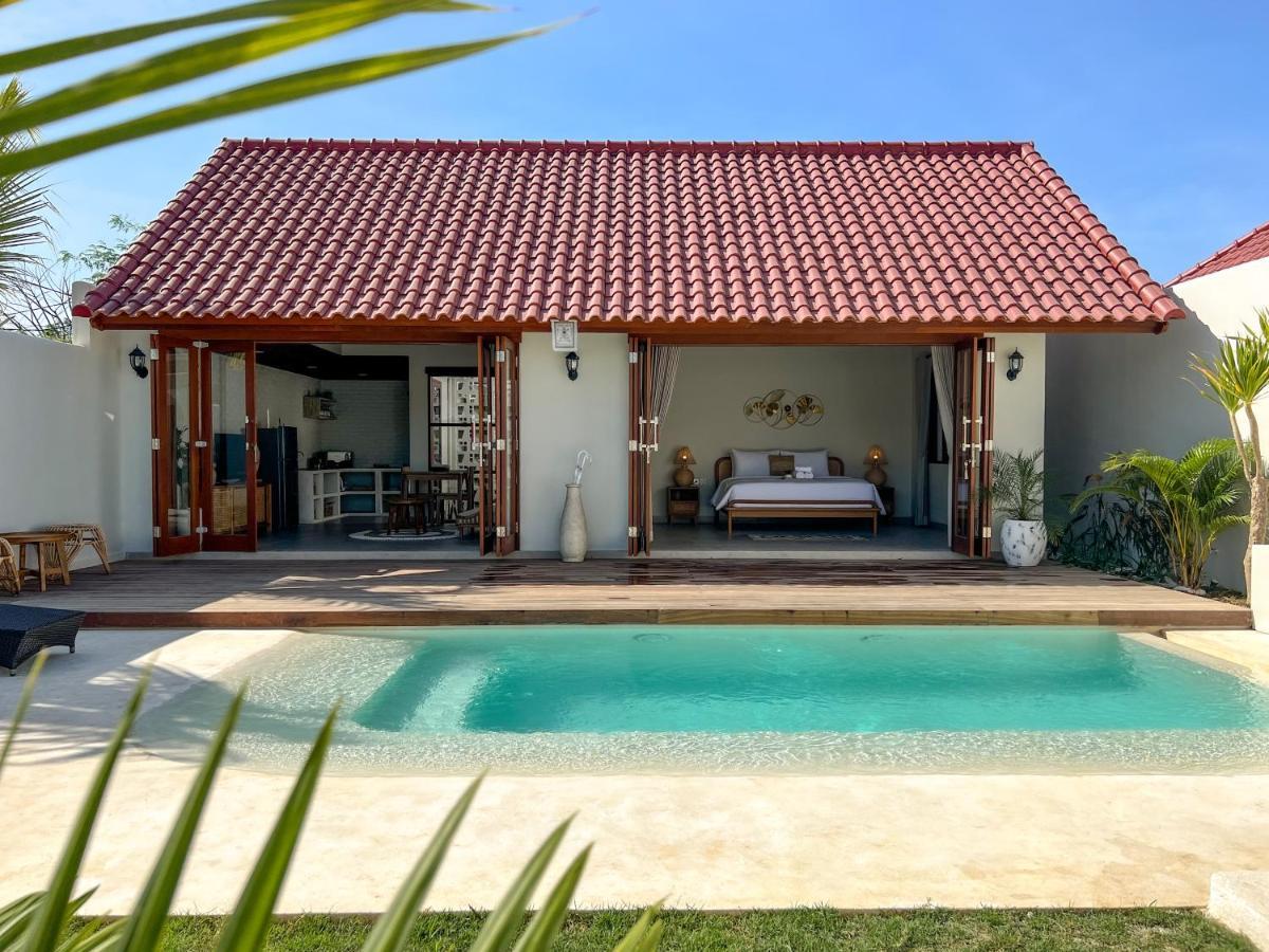 Moana Villa & Suites Bingin Улувату Екстер'єр фото
