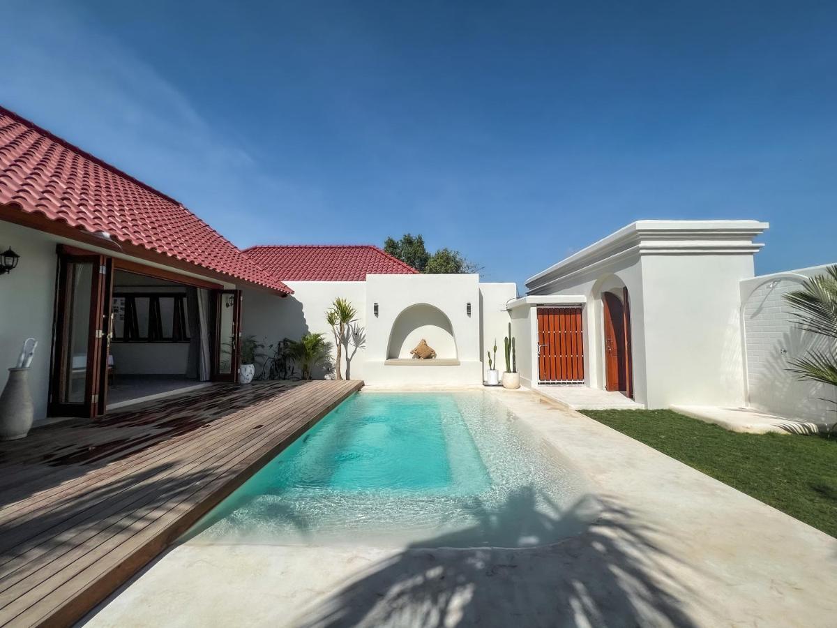 Moana Villa & Suites Bingin Улувату Екстер'єр фото