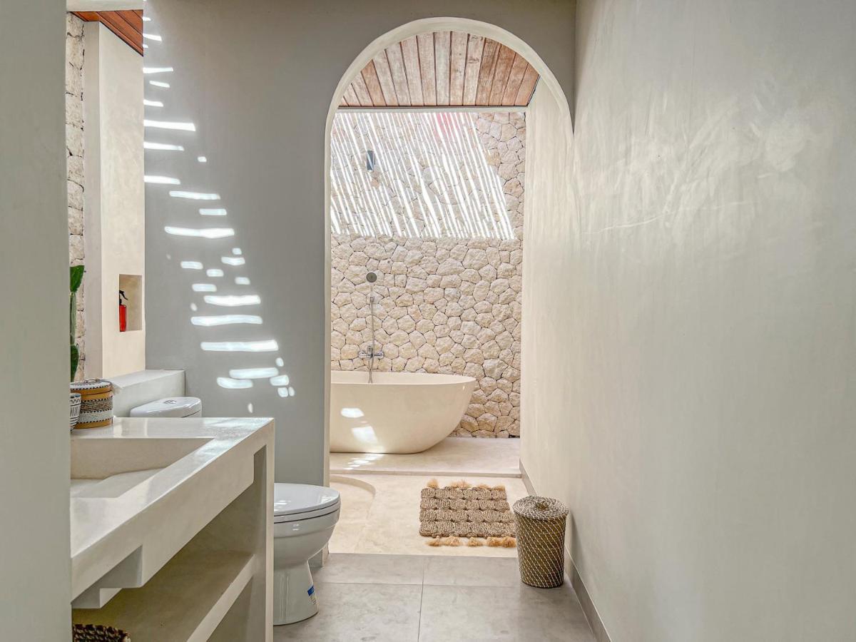 Moana Villa & Suites Bingin Улувату Екстер'єр фото