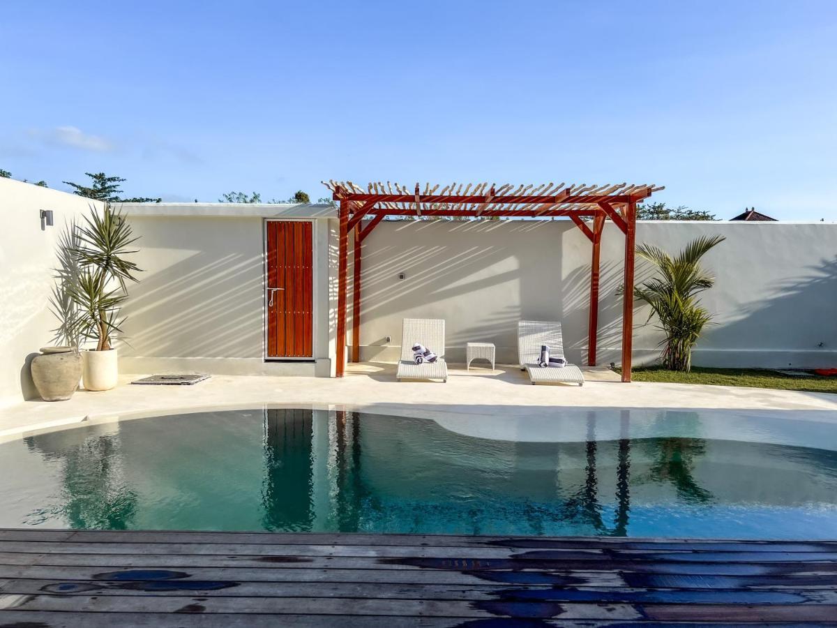 Moana Villa & Suites Bingin Улувату Екстер'єр фото