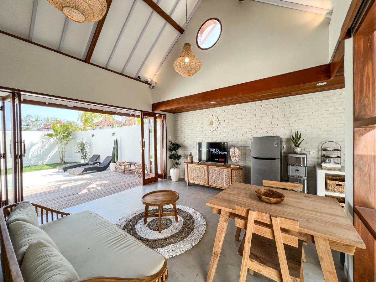Moana Villa & Suites Bingin Улувату Екстер'єр фото