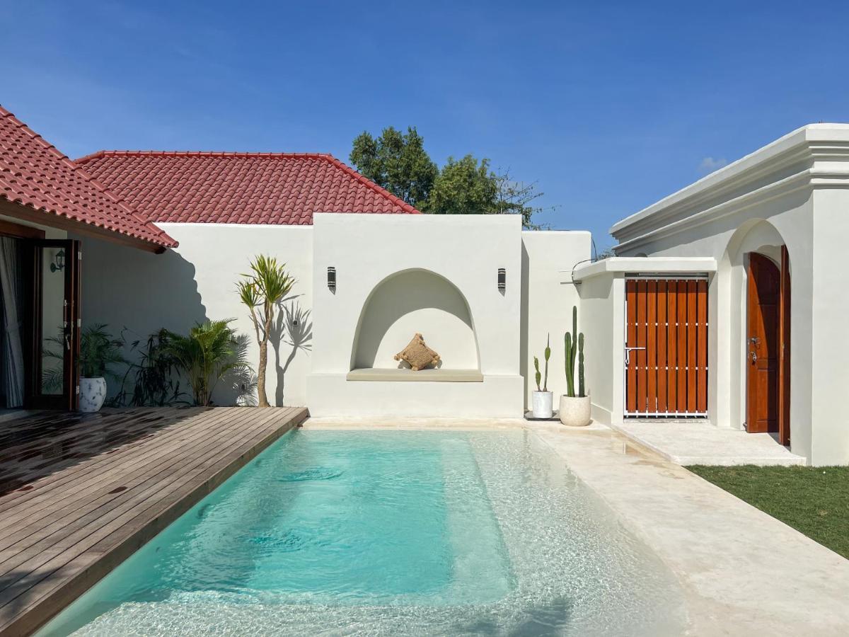 Moana Villa & Suites Bingin Улувату Екстер'єр фото