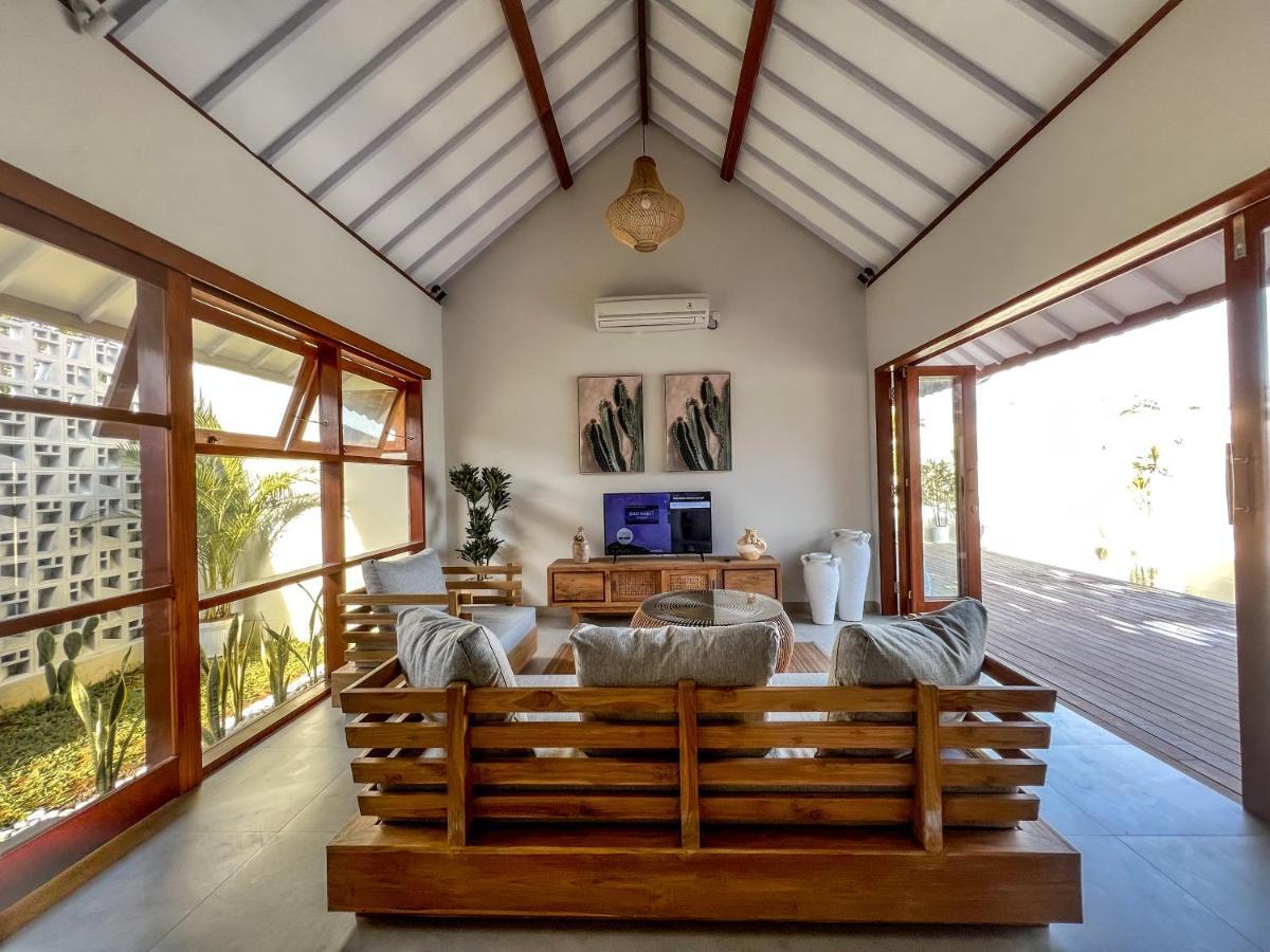 Moana Villa & Suites Bingin Улувату Екстер'єр фото